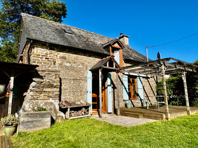 Maison à vendre à Plumieux, Côtes-d'Armor, Bretagne, avec Leggett Immobilier