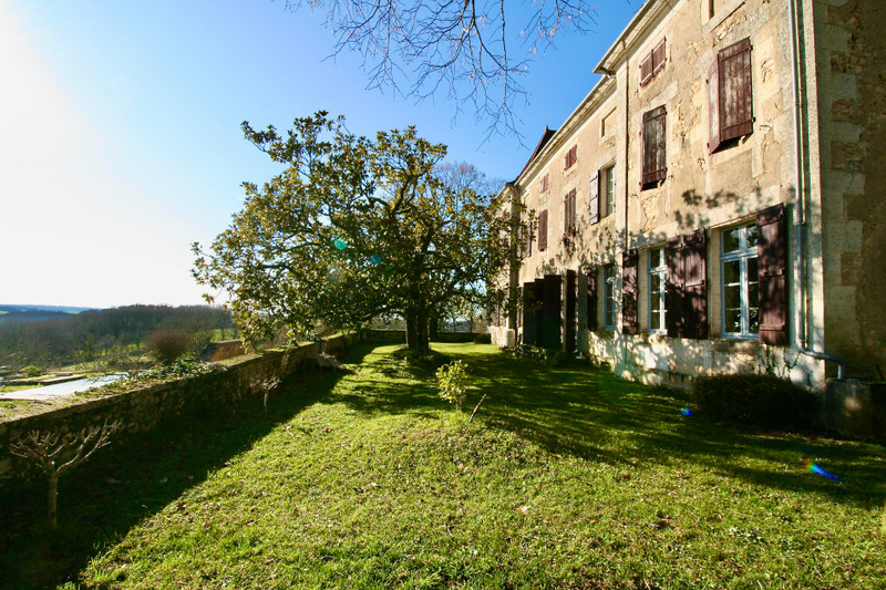 French property for sale in Varaignes, Dordogne - €768,000 - photo 2
