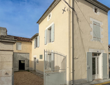 house for sale in Charente