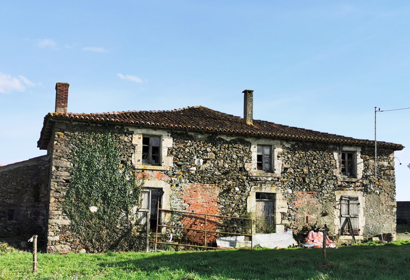 Maison à vendre en Pays de la Loire Vendée Antigny Beau corps de