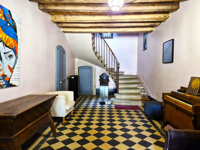French property for sale in Davayé, Saône-et-Loire - €689,000 - photo 4