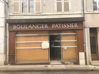 property to renovate for sale in Châteauneuf-sur-CherCher Centre