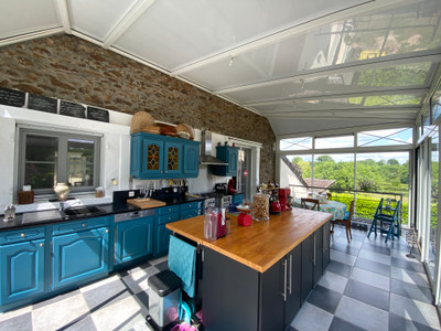 French property for sale in Saint-Maur, Cher - €304,950 - photo 2