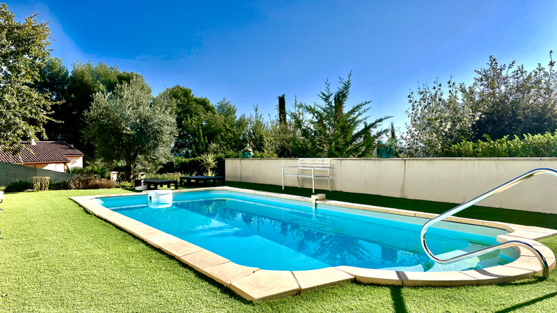 French property for sale in Pierrevert, Alpes-de-Haute-Provence - €735,000 - photo 5