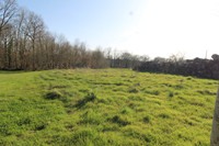 Terrain à vendre à Nieuil, Charente - 20.000 € - photo 1