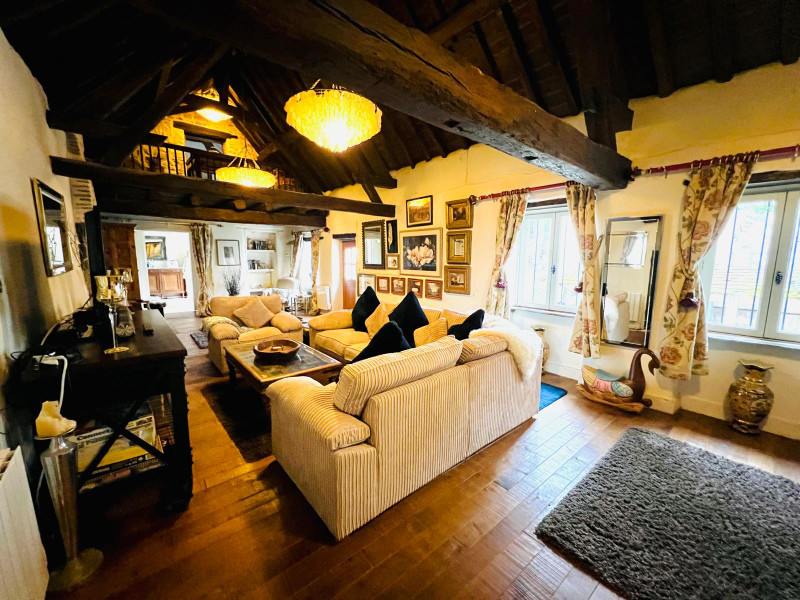 French property for sale in Saint-Pierre-le-Moûtier, Nièvre - €614,800 - photo 4