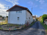 Maison à vendre à Mairé-Levescault, Deux-Sèvres - 36.600 € - photo 2