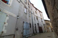 Maison à vendre à Confolens, Charente - 35.000 € - photo 12