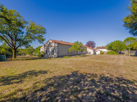 Maison à vendre à Brie, Charente - 276.000 € - photo 7