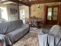 Maison à vendre à Chef-Boutonne, Deux-Sèvres - 148.785 € - photo 2