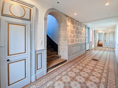 French property for sale in Vernaison, Rhône - €1,330,000 - photo 2