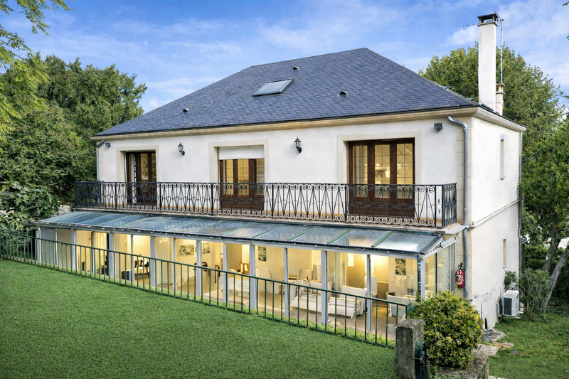 French property for sale in Saint-Maur-des-Fossés, Val-de-Marne - €1,495,000 - photo 0