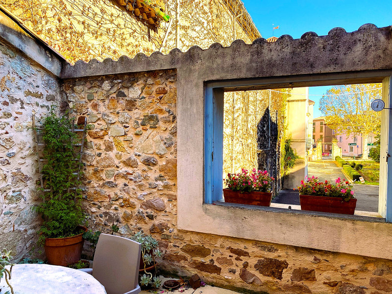 Maison à vendre à Saint-Chinian, Hérault - 220.000 € - photo 1
