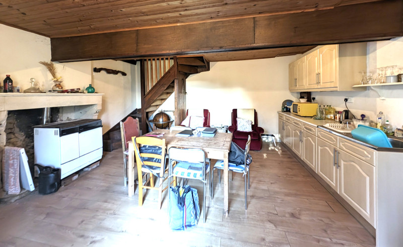 French property for sale in Le Langon, Vendée - €99,999 - photo 4