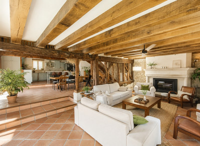 French property for sale in Neuvic, Dordogne - €415,000 - photo 4