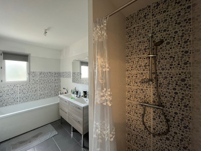 French property for sale in Dignac, Charente - €270,000 - photo 6