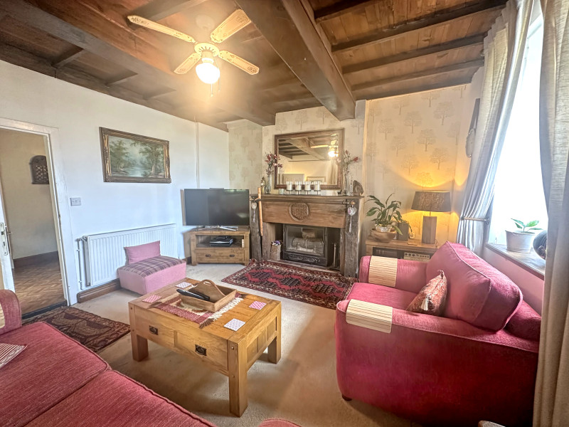 French property for sale in Armous-et-Cau, Gers - €239,000 - photo 3