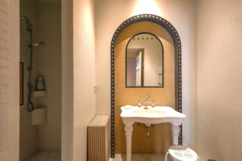French property for sale in Nice, Alpes-Maritimes - €1,590,000 - photo 8