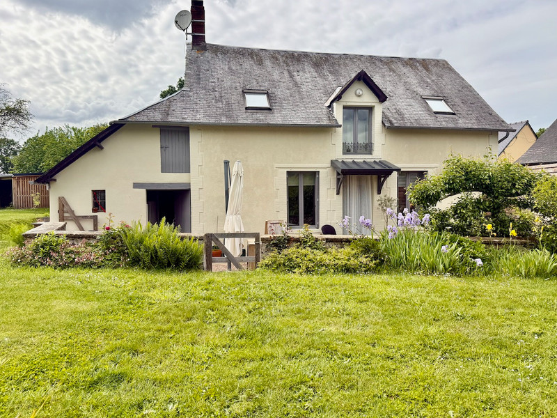 Propriété à vendre à Le Ribay, Mayenne - 205 200 €
