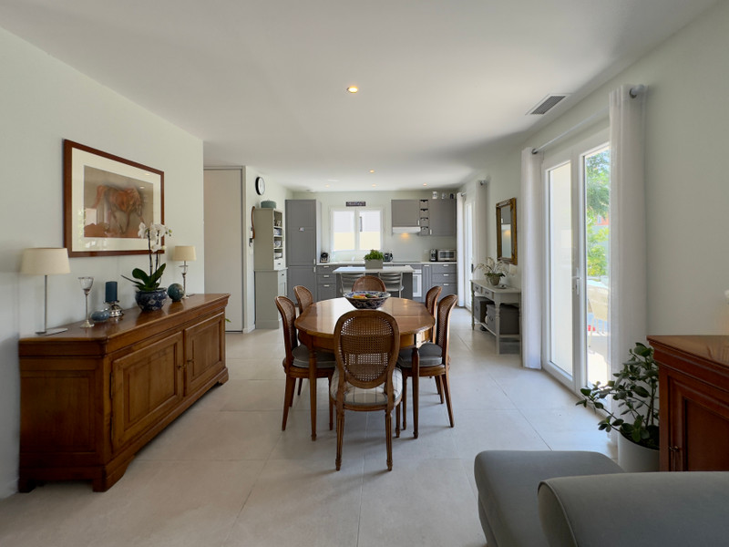 French property for sale in Saint-Rémy-de-Provence, Bouches-du-Rhône - €540,000 - photo 4