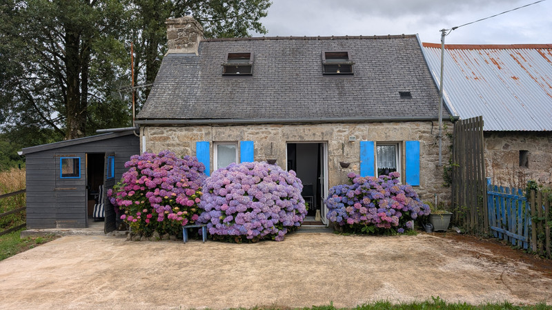 French property for sale in Plouégat-Moysan, Finistère - €81,400 - photo 0