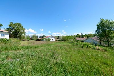 French property for sale in Pouillon, Landes - €115,000 - photo 1