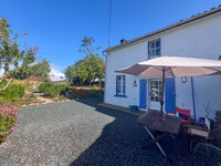 Propriété à vendre à Breuil-Barret, Vendée - 79 950 € - photo n°6