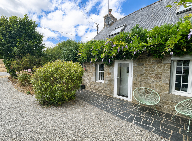 French property for sale in Bourbriac, Côtes-d'Armor - €109,000 - photo 1