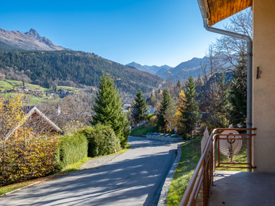 Ski property for sale in Meribel - €1,475,000 - photo 5