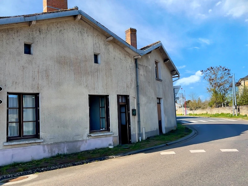 Propriété à vendre à Moncontour, Vienne - 77 000 €