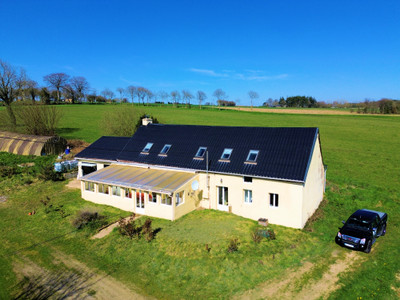 Maison à vendre à Grâce-Uzel, Côtes-d'Armor, Bretagne, avec Leggett Immobilier