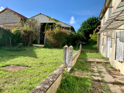 Maison à vendre à Courcôme, Charente, Poitou-Charentes, avec Leggett Immobilier