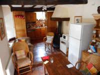 Maison à vendre à Thénac, Dordogne - 100 000 € - photo 7