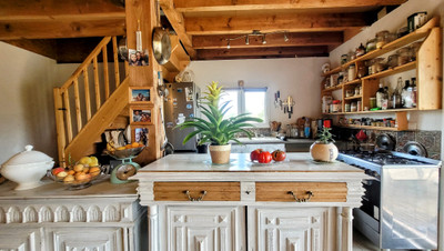 French property for sale in Ortaffa, Pyrénées-Orientales - €495,000 - photo 2