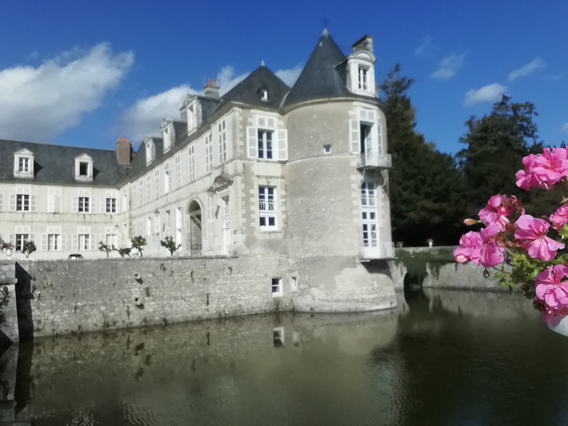 Chateau à vendre à Beaugency, Loiret - 219.000 € - photo 1