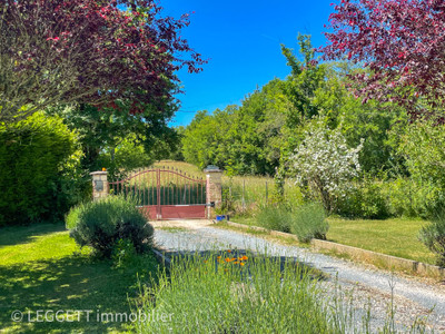 French property for sale in Saint-Projet, Lot - €267,000 - photo 9