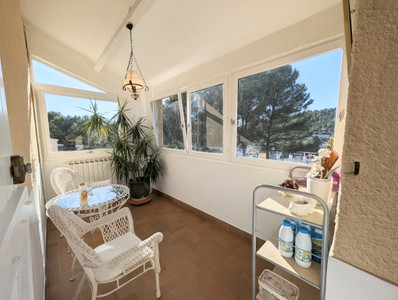French property for sale in Carnoux-en-Provence, Bouches-du-Rhône - €660,000 - photo 9