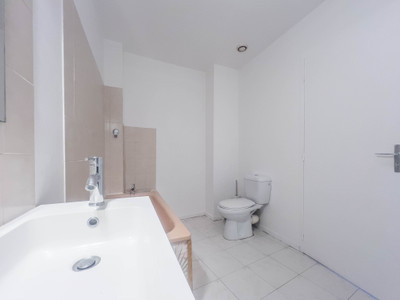 French property for sale in Angoulême, Charente - €89,925 - photo 6
