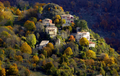 Maison à vendre à Barret-de-Lioure, Drôme, Rhône-Alpes, avec Leggett Immobilier