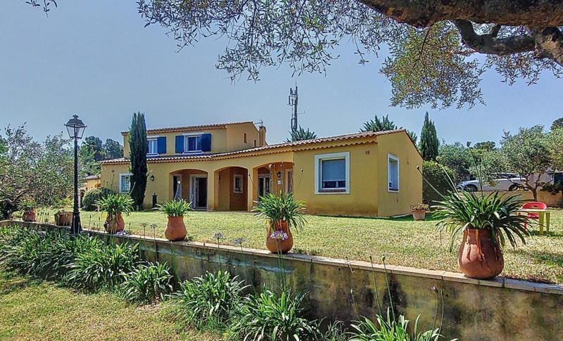 French property for sale in Trans-en-Provence, Var - €860,000 - photo 0