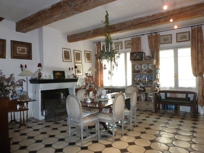 Maison à vendre à Ventenac-en-Minervois, Aude, Languedoc-Roussillon, avec Leggett Immobilier