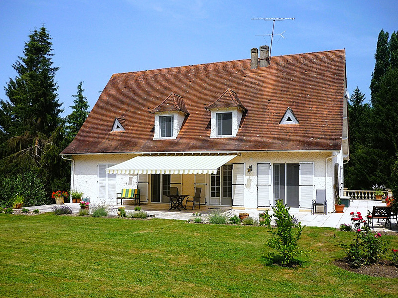 French property for sale in Ribérac, Dordogne - €290,000 - photo 8