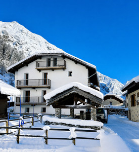 Ski property for sale in Champagny-en-Vanoise - €639,000 - photo 0