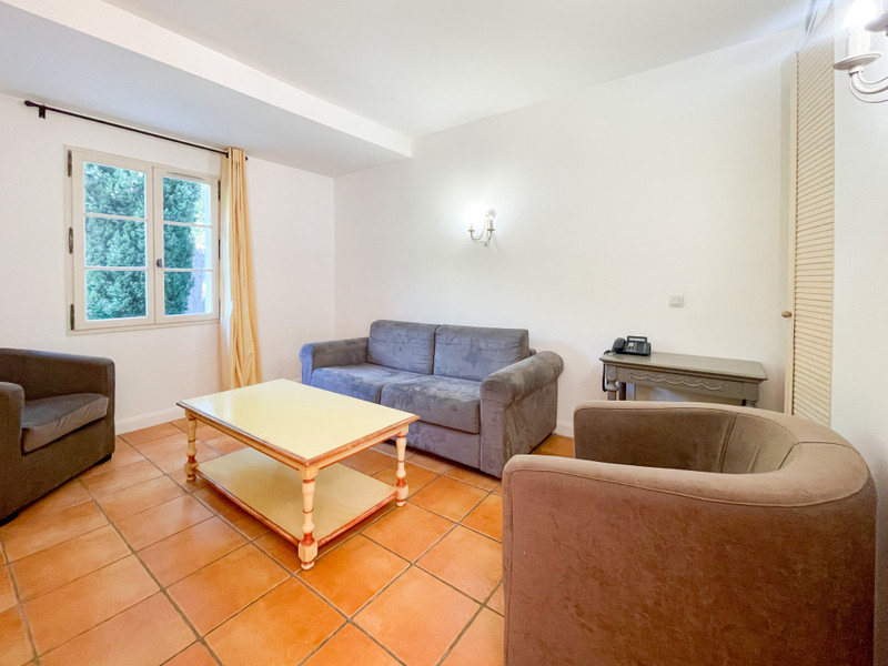 French property for sale in Fayence, Var - €275,000 - photo 2