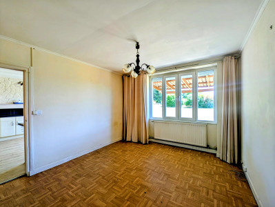French property for sale in Saint-Romain, Vienne - €130,800 - photo 4
