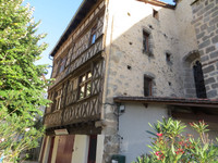 Appartement à vendre à Confolens, Charente - 110.000 € - photo 1