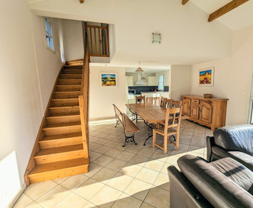 French property for sale in L'Aiguillon-sur-Vie, Vendée - €378,000 - photo 3