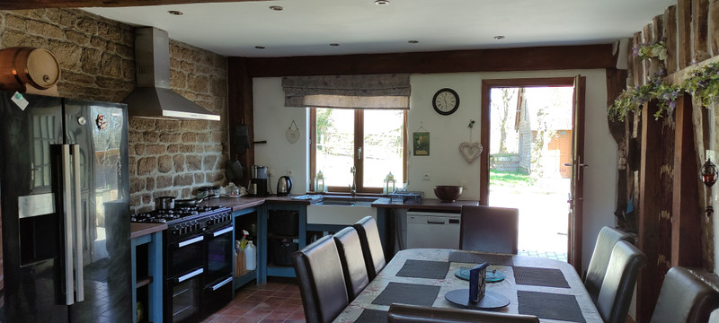 French property for sale in Sourdeval, Manche - €249,000 - photo 2
