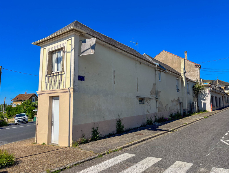 Maison à vendre à Gourdon, Lot - 99.000 € - photo 1
