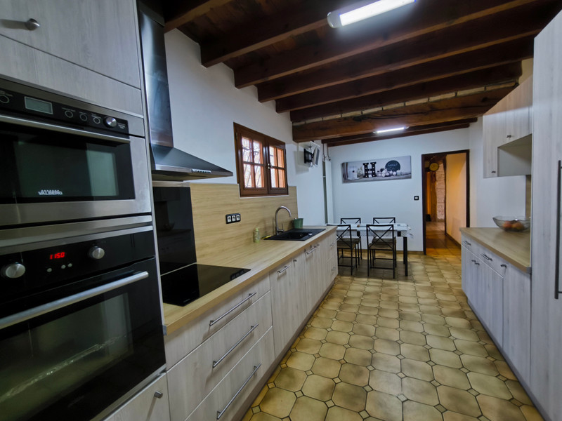 French property for sale in Belin-Béliet, Gironde - €455,000 - photo 4